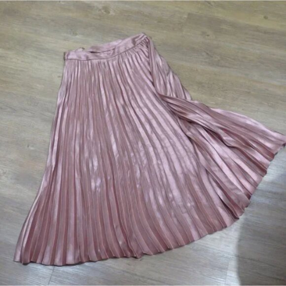 Anthropologie Maeve Pleated Satin-like Pink Skirt - Picture 9 of 10